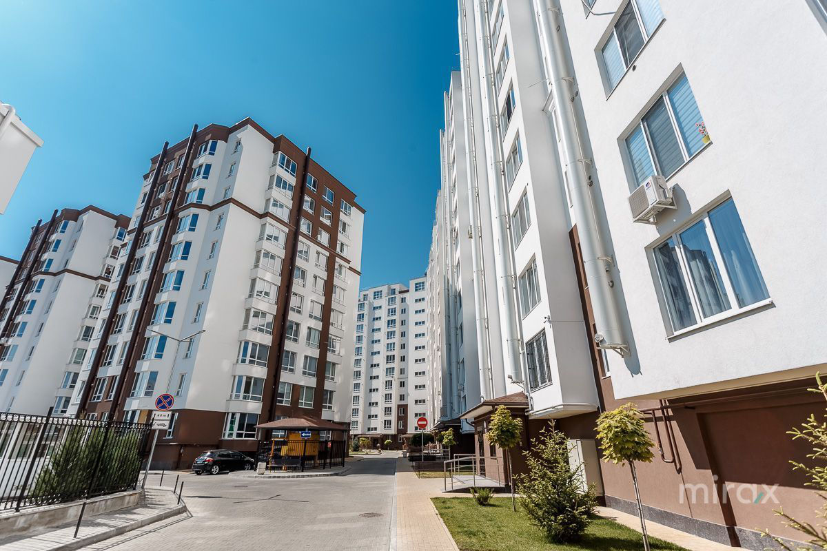 Apartament cu 2 camere 47 m² Buiucani Chișinău