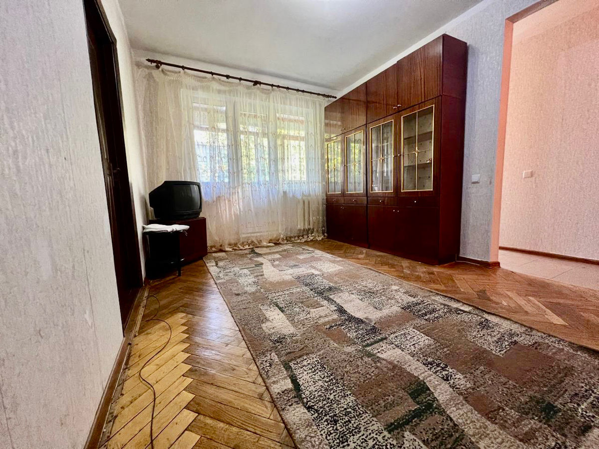 Apartament cu 2 camere 47 m² Botanica Chișinău