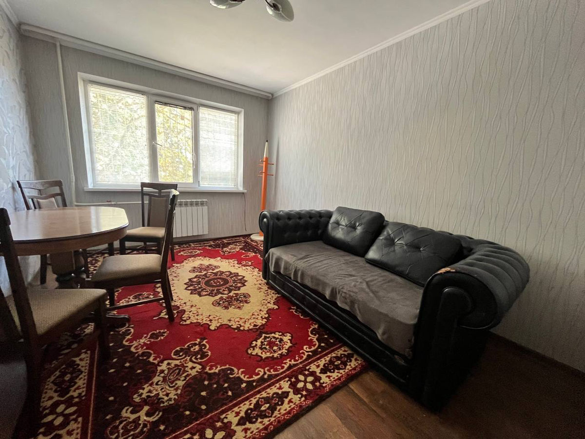 Apartament cu 2 camere 45 m² Botanica Chișinău