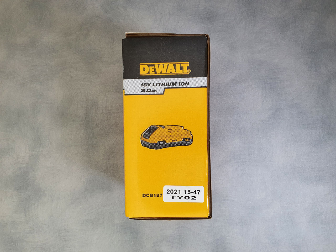 DeWALT DCB187 18V XR Slide 3 0Ah Li Ion Battery