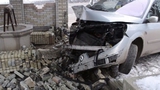 ДТП в Молдове: Автомобиль врезался в колодец