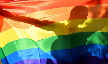 Организаторы фестиваля обратятся к сообществу ЛГБТ и к обществу в целом с призывом быть самими собой.