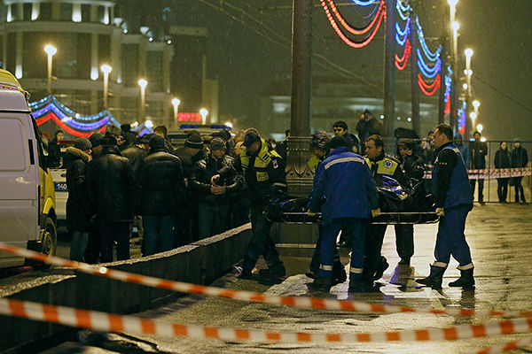 Убийство Немцова: возможны все версии