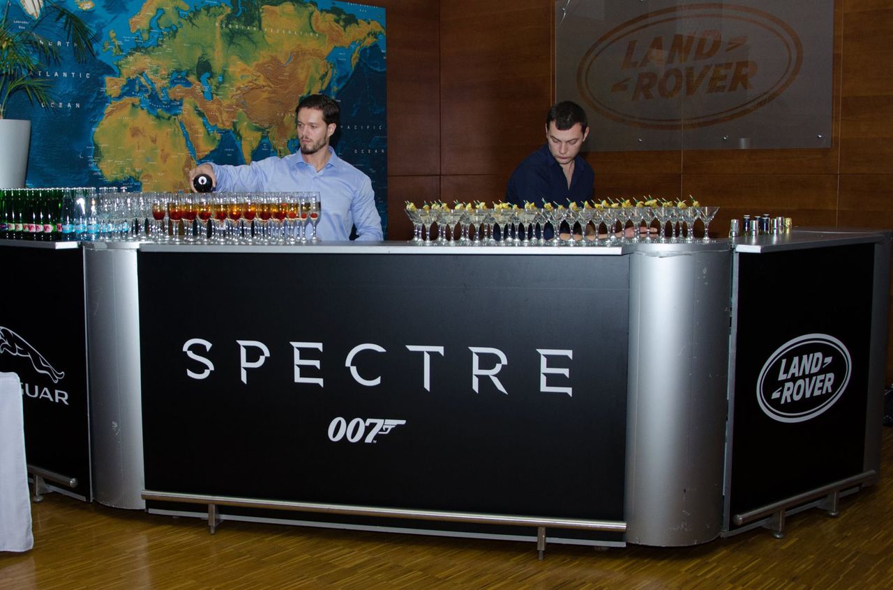 Bond. James Bond. „Spectre”: debut secret cu Jaguar şi Land  Rover în Moldova