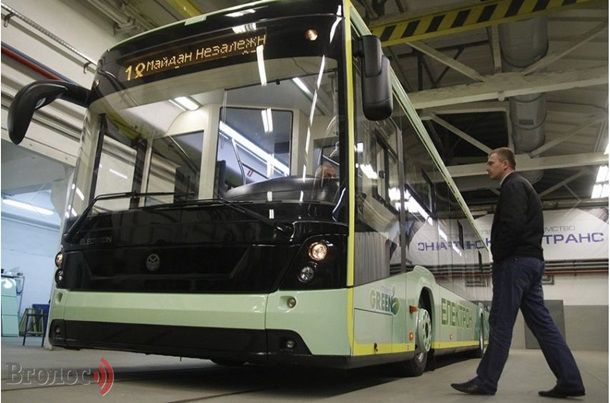 Во Львове показали украинский электробус