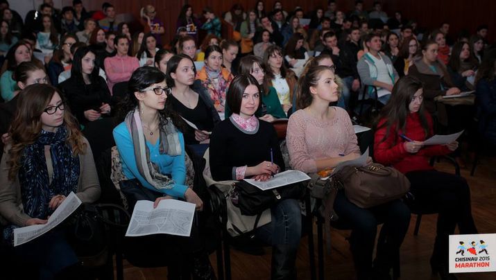 Prima întâlnire a voluntarilor Maratonului din Chișinău