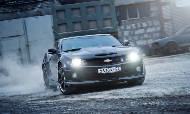 Чем могут зацепить мощные американские купе Cadillac CTS-V и Chevrolet Camaro SS