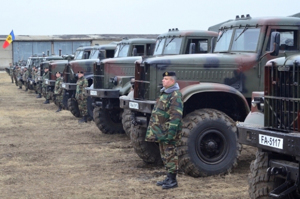 Armata și-a scos tehnica militară la vedere