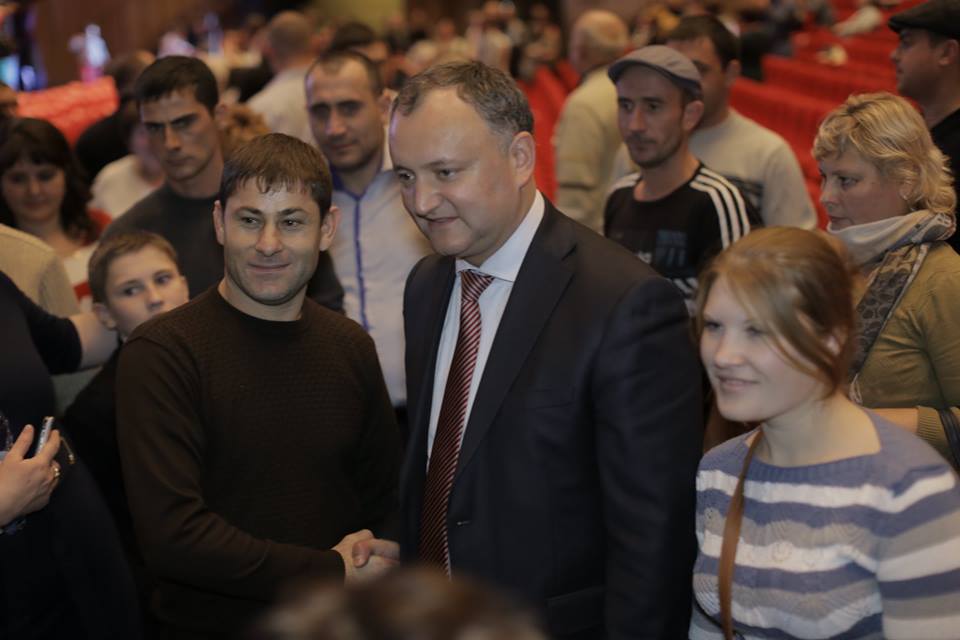 Игорь Додон провел встречу с молдавскими соотечественниками в Москве