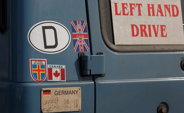 Немец проехал на Gelandewagen весь мир