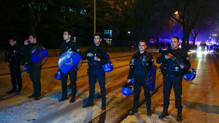 Власти Турции назвали взрыв в Анкаре терактом