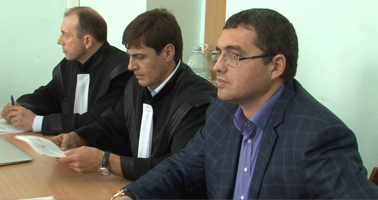 Ренато Усатый VS Минюст: ответчик прикинулся «шлангом»