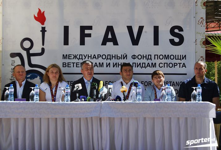 Premierea campionilor Moldovei pentru realizările acestora la JE de la Baku
