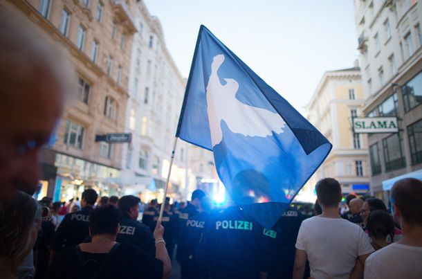 В Вене прошла многотысячная акция в поддержку мигрантов
