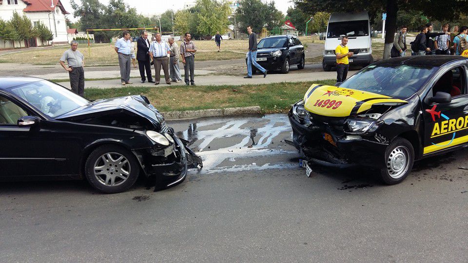 Цепное ДТП в центре столицы - два человека попали в больницу