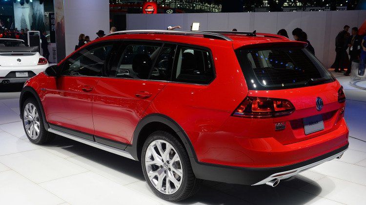 Volkswagen представил «внедорожный» Golf Alltrack