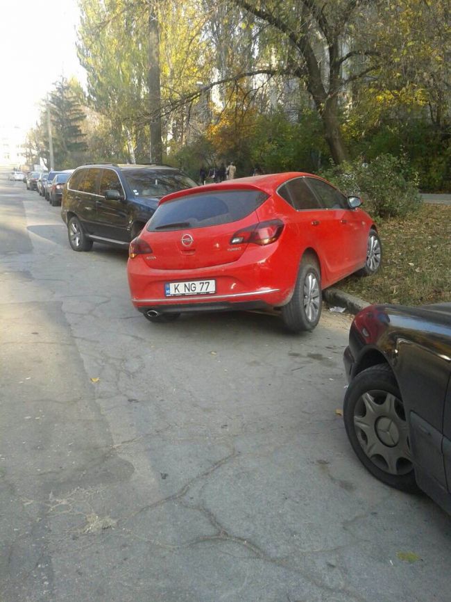 Cum a putut sa-si lase un sofer masina