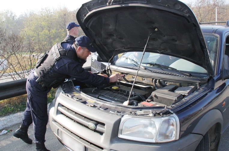 Операция Lease Car II: задержаны три машины, числящиеся в базе Интерпола