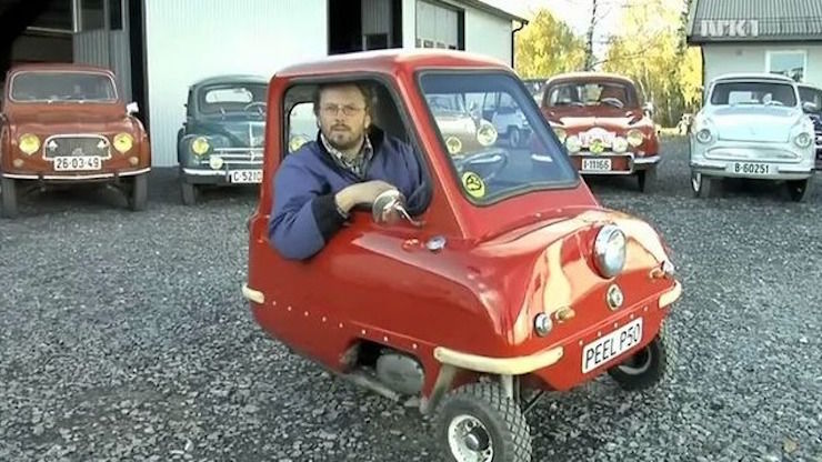 На аукционе продали самый маленький автомобиль в мире