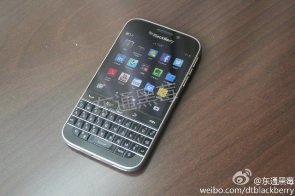 BlackBerry анонсировал выход нового смартфона с клавиатурой
