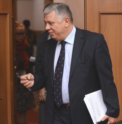 Чиновник, который «взялся за грудки» с гражданским обществом
