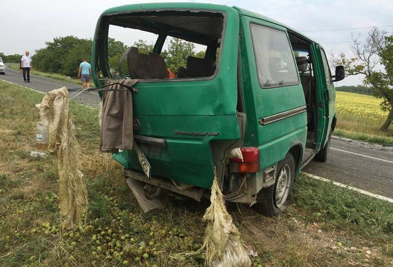 ДТП в Хынчештах: Четверо детей и один из водителей госпитализированы