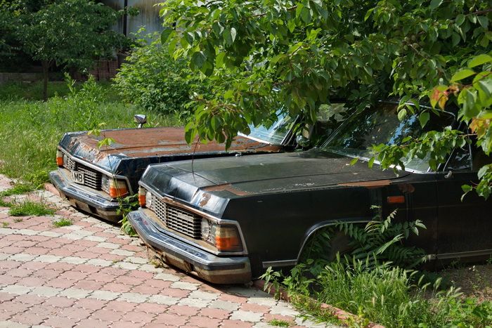 У цыганского барона во дворе стоит автомобиль, на котором ездил Юрий Андропов