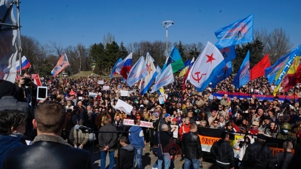 В Одессе одновременно проходят два крупных митинга