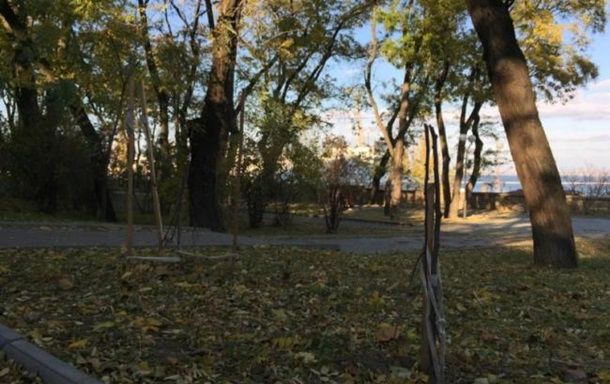 В Одессе уничтожили аллею Небесной сотни
