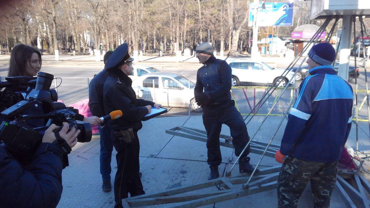 Владельцы в спешке разбирают аттракцион, где пострадали люди