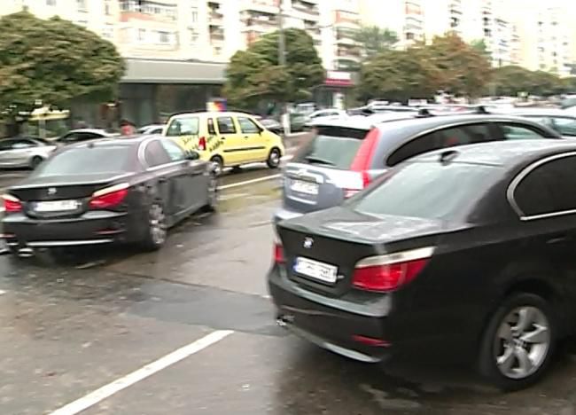 Două BMW-uri, un Volkswagen și o Honda, avariate în sectorul Râșcani
