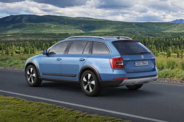 Skoda показала новую вседорожную Октавию