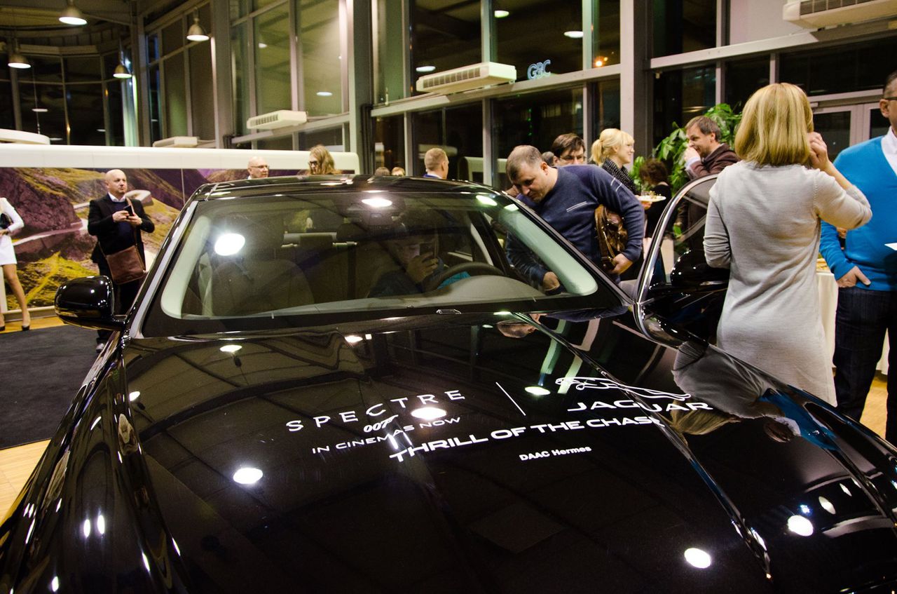 Bond. James Bond. „Spectre”: debut secret cu Jaguar şi Land  Rover în Moldova