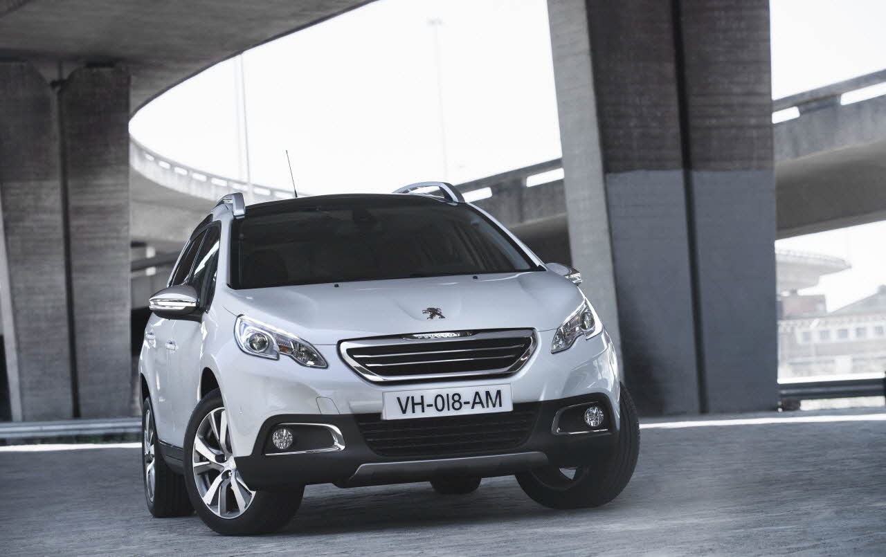 Peugeot 2008, новый городской кроссовер покорил клиентов по всему миру