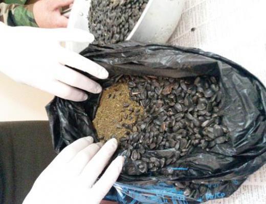 В палке колбасы сотрудники тараклийской тюрьмы обнаружили «сюрприз»