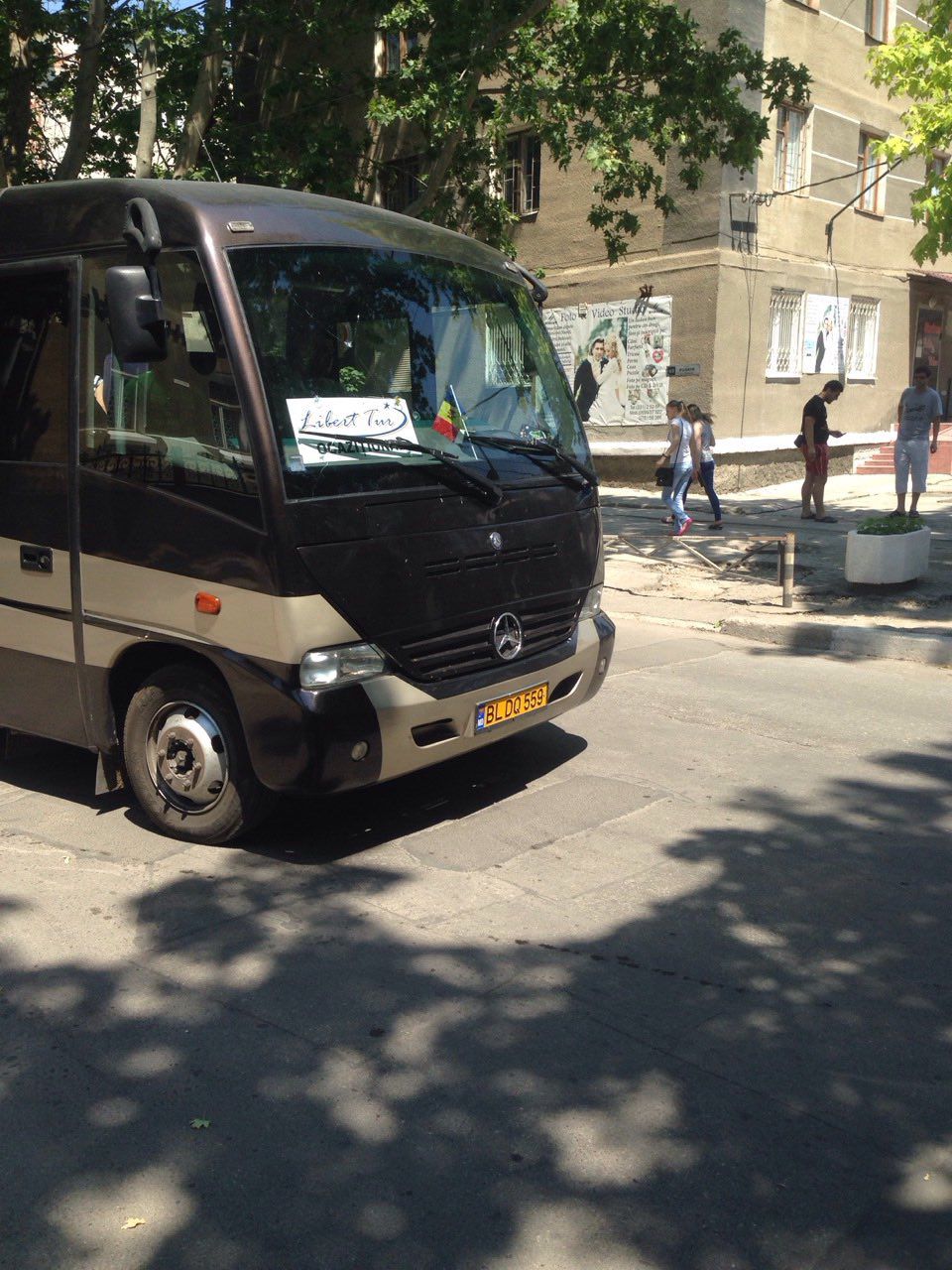 "Карусель" в Бельцах: Два автобуса курсируют между избирательными участками
