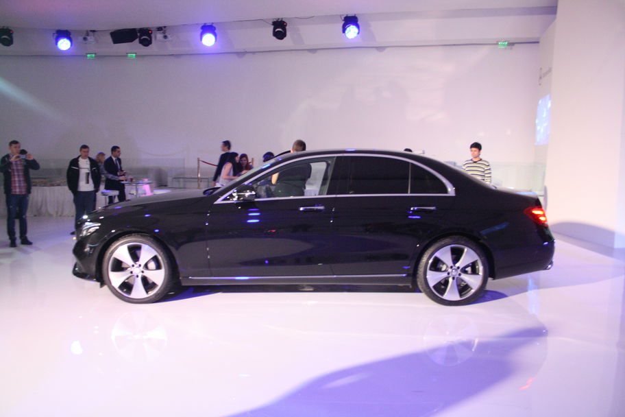 Noul Mercedes-Benz Clasa E s-a lansat în România şi e incredibil