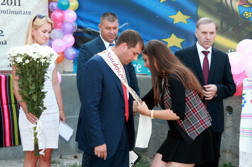 Primarul Ilan Șor anunță despre premii pentru cei mai buni elevi