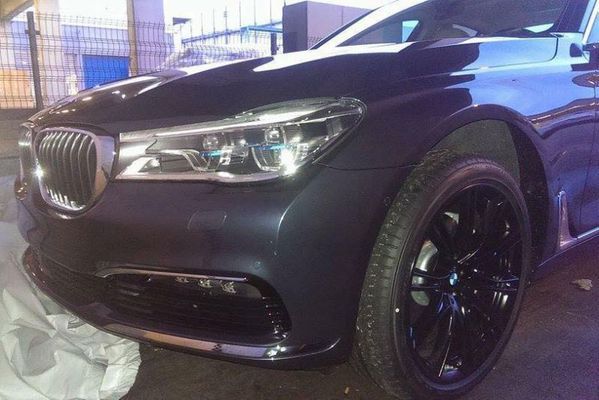 Imagini neoficiale ale viitorului BMW Seria 7