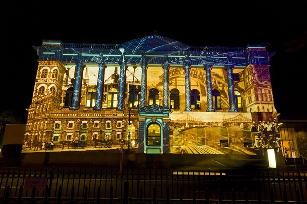 Брисбен перед саммитом G20 засиял сказочной подсветкой