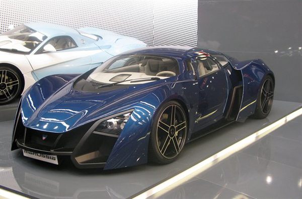 В российском автопроме разбились "Ё-мобиль" и Marussia