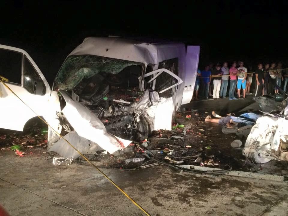 Accident îngrozitor lângă Băcioi. Cinci persoane și-au pierdut viața