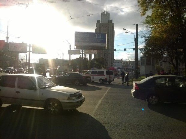 O bombă improvizată a explodat în geanta unei femei de 66 de ani
