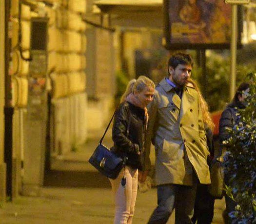 O moldoveanca i-a sucit mintile unui deputat italian. Vezi cum arata frumoasa blonda