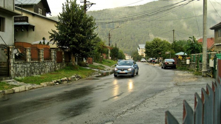 Dacia Logan III? Dacia testează noi modele Logan, Sandero şi Duster. Imagini spion