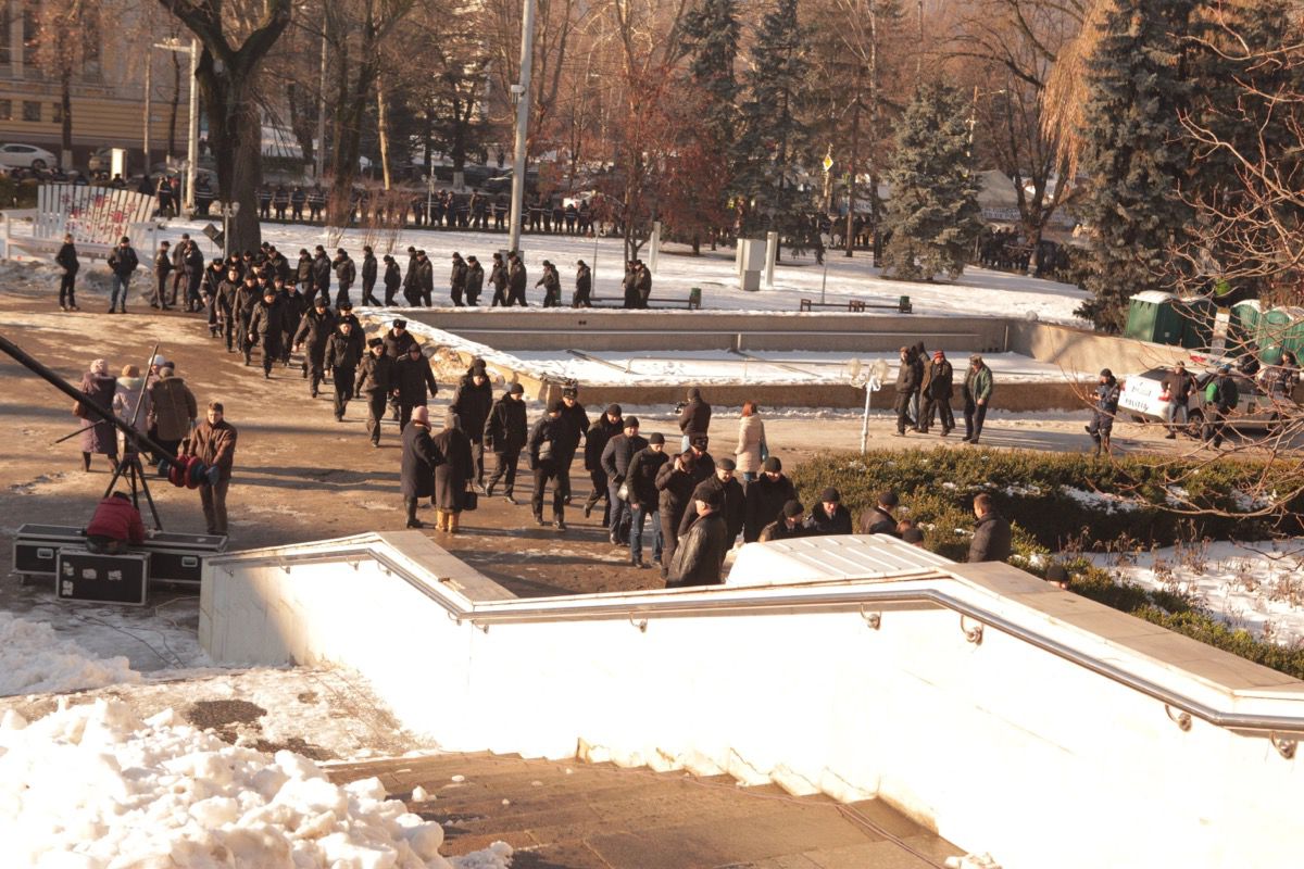 В Кишиневе митинговали за и против назначения кандидата в премьеры