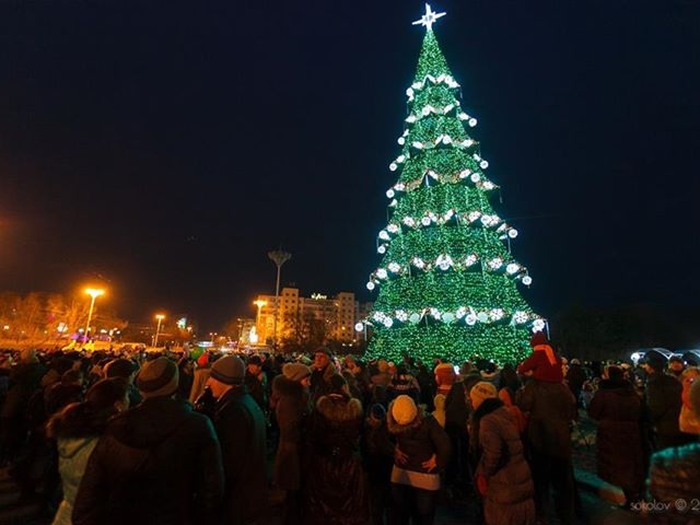 Bradul artificial din Tiraspol a fost inaugurat!