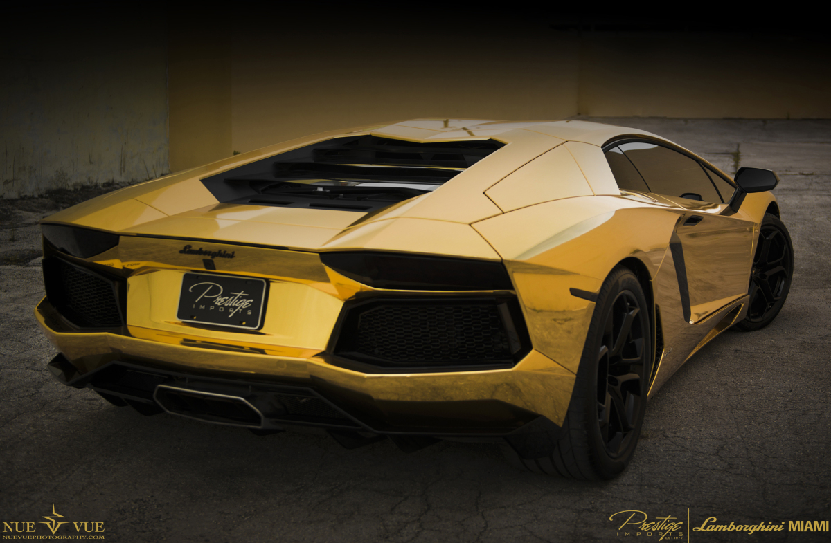 Cel mai scump Lamborghini din lume - din aur, platină și diamante - expus la vânzare în Emirate