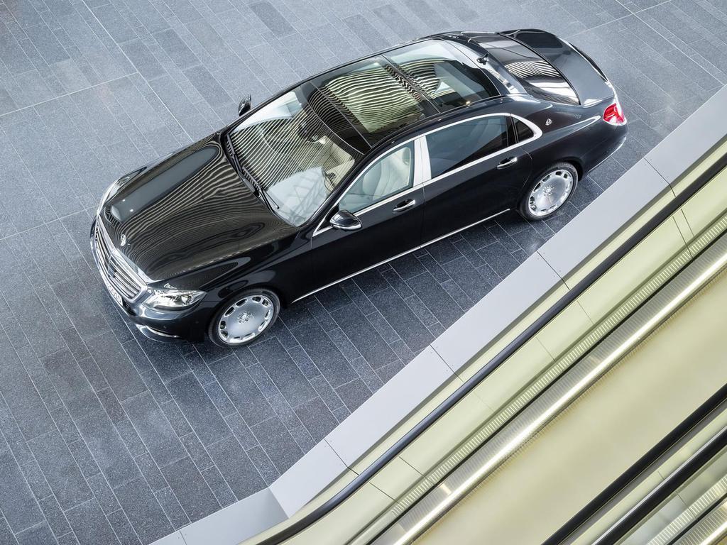 Самый длинный и роскошный седан Mercedes-Benz вышел в свет