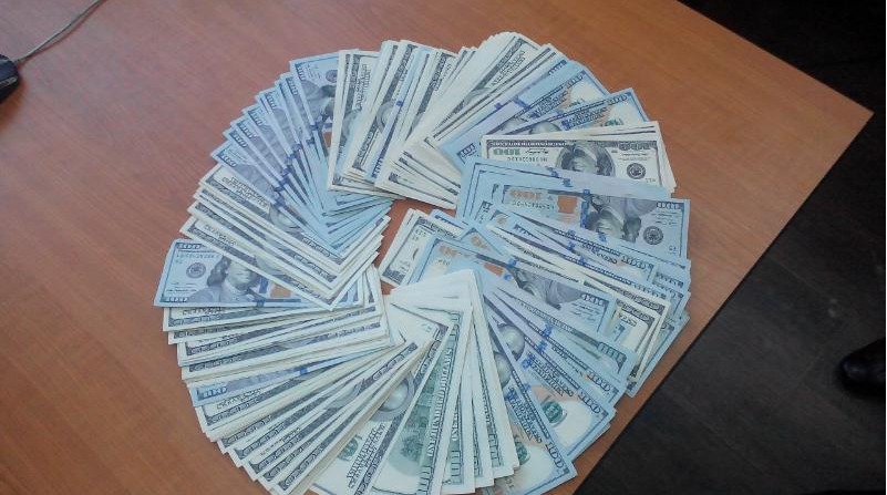 На границе задержан россиянин с суммой в размере более $43 тысяч